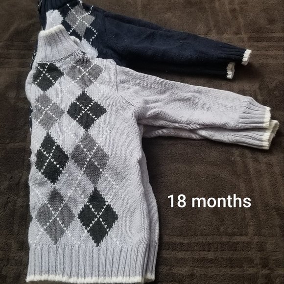 2FOR$30 - 2 Argyle Sweaters - Picture 2 of 4
